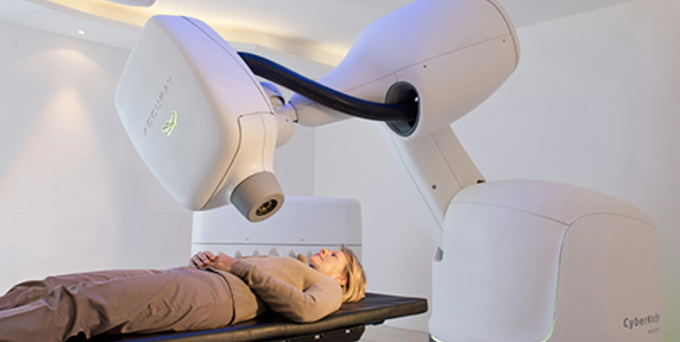 HOW IS STEREOTACTIC RADIOSURGERY PERFORMED CyberKnife Miami